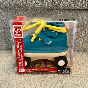 Hape lacing skate